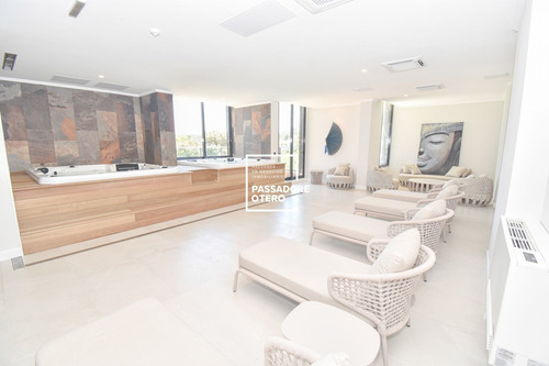 Imagen 18 de 25 de Alquiler Anual Lujo En Paramount Tower Punta Del Este