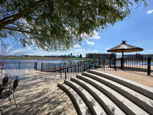 Venta Lote A La Laguna Barrio El Principado