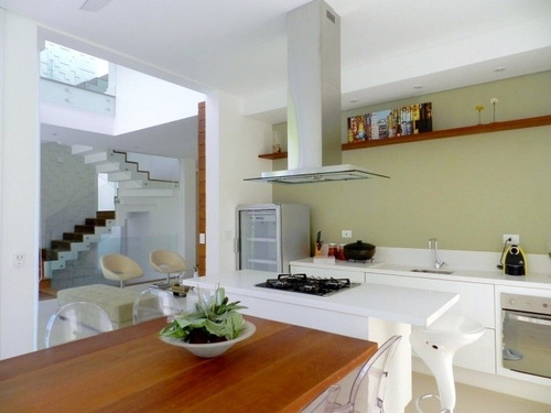 Casa À Venda No Alphasítio: Piscina Com Vista Para A Mata - Es120