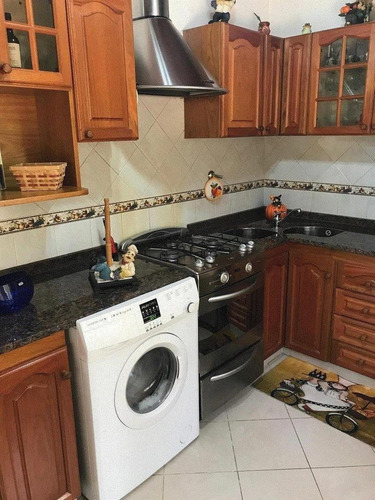 Imagen 12 de 25 de Excelente Chalet En Venta De 4 Ambientes Amplios, La Tablada