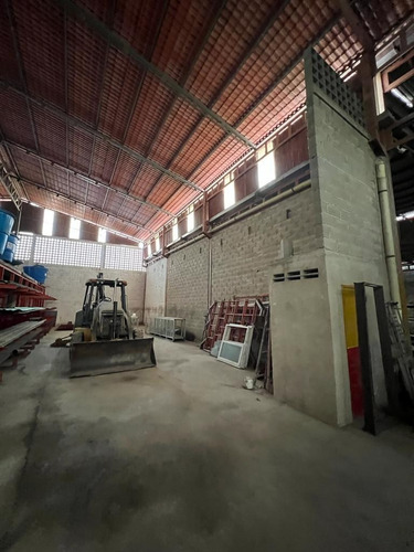Imagen 26 de 29 de Terreno De 3380 Mt2 Con 5 Galpones, Av Intercomunal, Gran Oportunidad!!