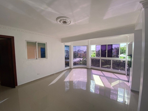Imagen 19 de 30 de Vendo Apartamento 3er Nivel San Isidro
