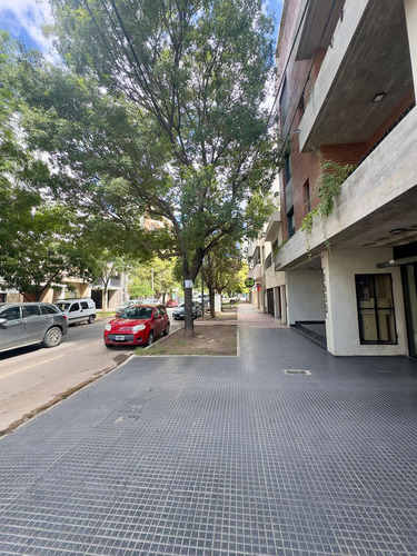 Cochera En Venta En Barrio General Paz, Catamarca Al 1600