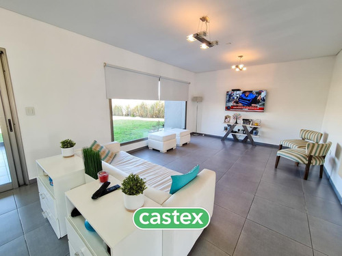 Imagen 4 de 30 de Casa Con Fondo Al Lago Y Piscina En Venta En Terravista