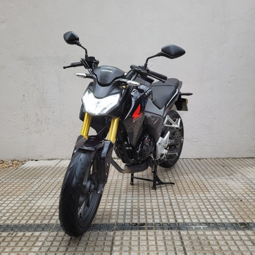 Imagen 2 de 24 de Honda Cb 190 R 2017