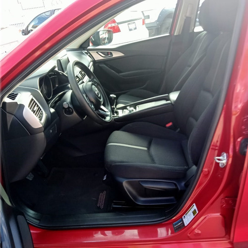 Imagen 7 de 15 de Mazda 3 S I Touring Man 2018