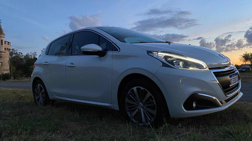 Imagen 4 de 5 de Peugeot 208 1.6 Feline 2018