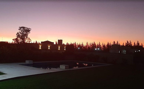 Venta De Lote En Bª Belleville Canning A 3´de Las Toscas Sho