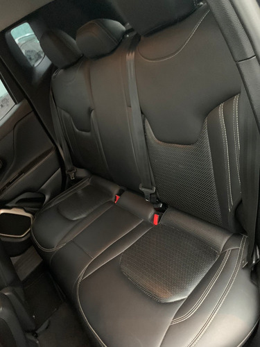 Imagem 7 de 10 de Jeep Renegade Longitude 1.8 4x2 (aut) (flex)