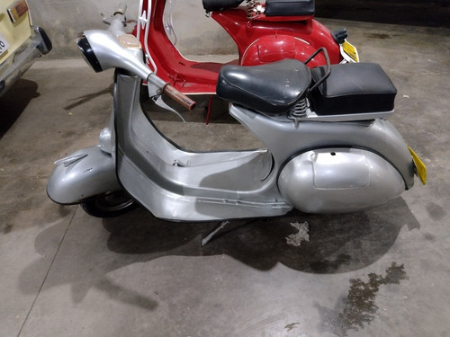 Imagem 3 de 6 de Vespa M3 M4