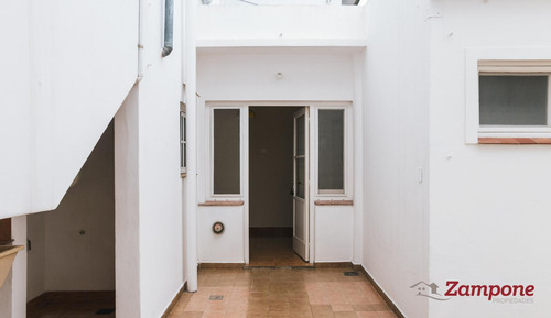 Venta De Casa Multifamiliarconstruida S/ Lote Propio De 454 M2, Ideal P/2 Familias -el Palomar