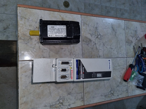 Servo Motor Y Servo Drive Allen Bradley.  