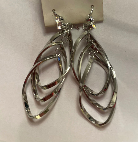 Aros Plateados Hermosos Nuevos