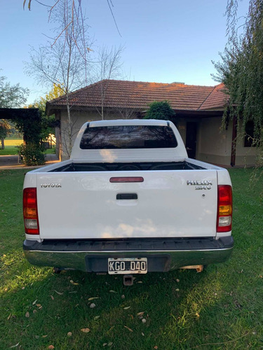 Toyota Hilux 3.0 Cd Srv Cuero I 171cv 4x4 4at 2011