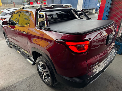 Fiat Toro 2.4 Volcano 16v Flex 4x2 Aut. 4p