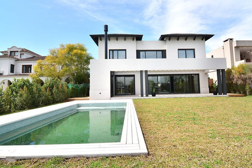 Imagen 12 de 30 de Casa En Venta En Santa Barbara, Tigre, G.b.a. Zona Norte