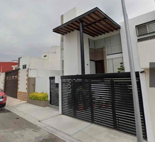 Vz _ Remate Bancario Casa Excelente Ubicacion Colinas Del Cimatariosantiago Dequeretaro