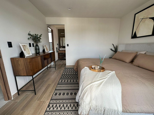 Casa De Lujo En Venta Entre El Refugio Y Zibatá, Oportunidad !!