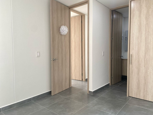 Venta De Apartamento En La Doctora, Sabaneta
