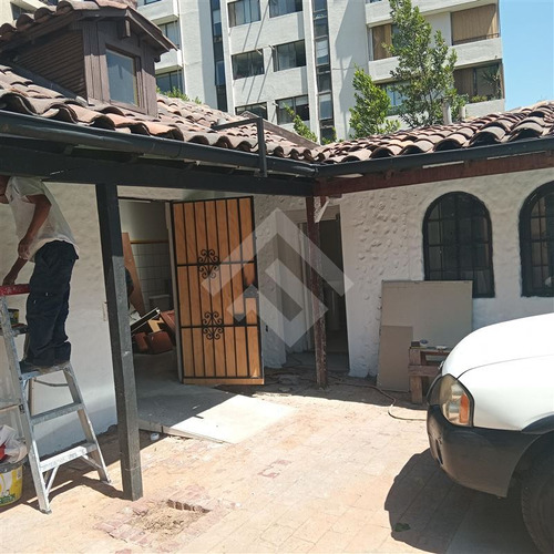 Local Comercial En Arriendo, Comuna De Las Condes