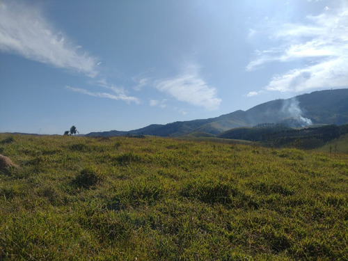 Imagem 12 de 24 de W-19 Já Pensou Em Ter Um Terreno Desse ? Em Santa Isabel-sp !!! Pagamento Facilitado