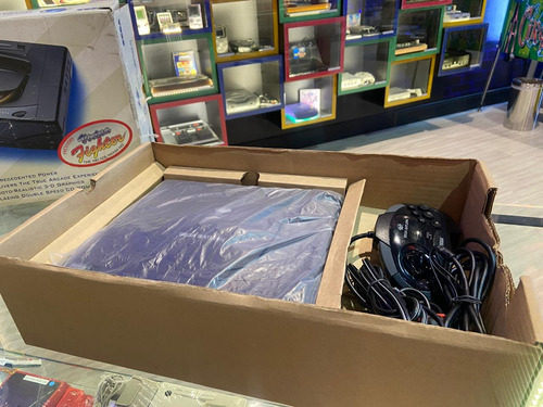 Console Sega Saturn Americano Preto