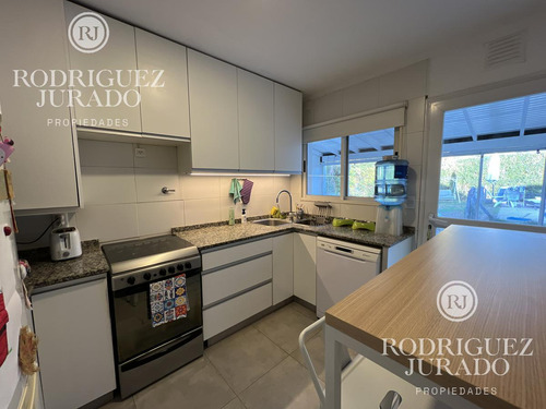 Casa De 3 Dorm + Estudio En Venta Con Pileta Fincas De Maschwitz