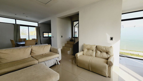Imagen 3 de 30 de Casa 4 Ambientes Venta Barrio Cerrado Laguna Azul