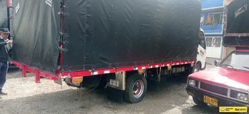 Hino 300