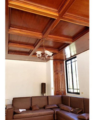 Villa En Metro Club
