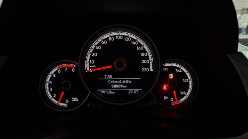 Volkswagen Up! 1.0 High Up!