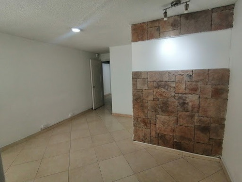Imagen 2 de 16 de Oficinas En Arriendo/venta Centro 649-18333