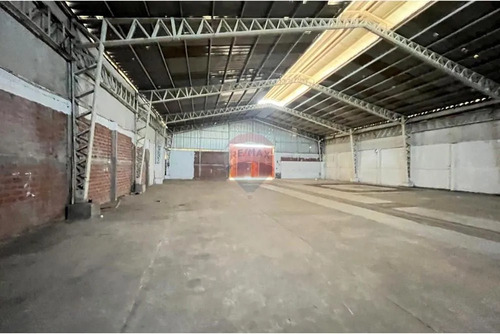 Arrienda Bodega 682 M2 Av. Cancha Rayada Talca