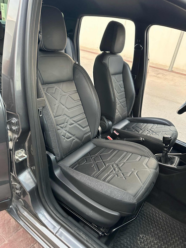 RAM 700 1.3 Laramie Cvt Fwd