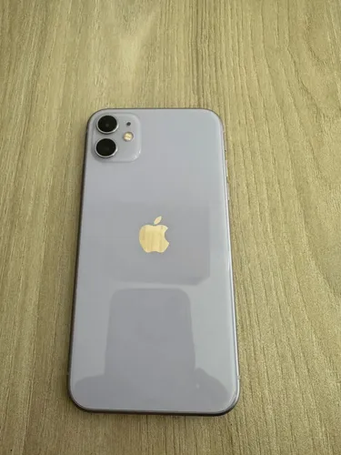 Apple iPhone 11 (128 Gb) - Morado (Usado)