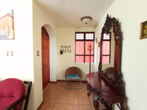Imagen 5 de 30 de Vendo Belleza De Casa Ubicada En Esquina, 4 Dormitorios, Alta Plusvalia Y Seguridad