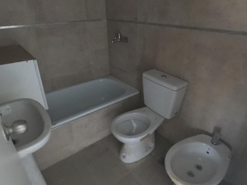 Imagen 7 de 17 de Departamento En Venta, Felipe Boero 510 (planta Baja, N°4), Belén De Escobar