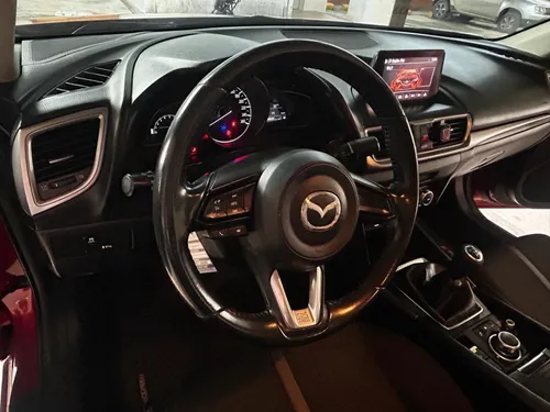 Mazda 3 2.0 Touring