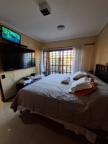 Venta Casa -pileta-5 Amb-pileta-cochera-quincho.