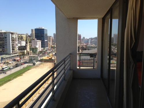 A Pasos Hospital Fricke, Arriendo Depto 1 D En Suite