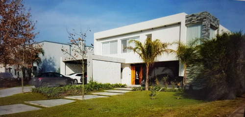 Casa En Alq. Temporario En Los Castores, Nordelta, Tigre