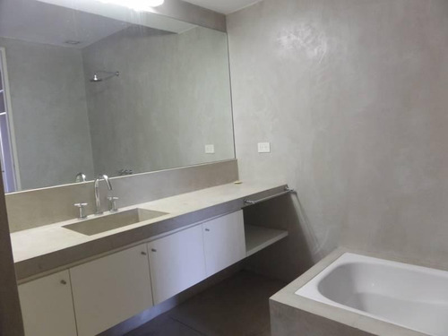 Imagen 6 de 7 de Departamento De Categoría De 2 Ambientes Con Balcón , Cochera Y Baulera. Muy Exclusivo. Martinez . San Isidro