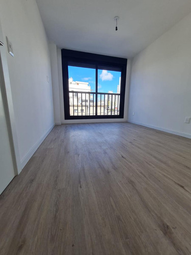 Venta Apratamento 1 Dormitorio Con Garage  La Blanqueada - Torre Firenze