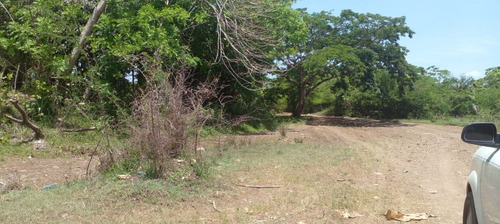 Vendo 30 Mil Metros De Terreno En La Carretera La Cuaba, Santo Domingo Oeste, República Dominicana