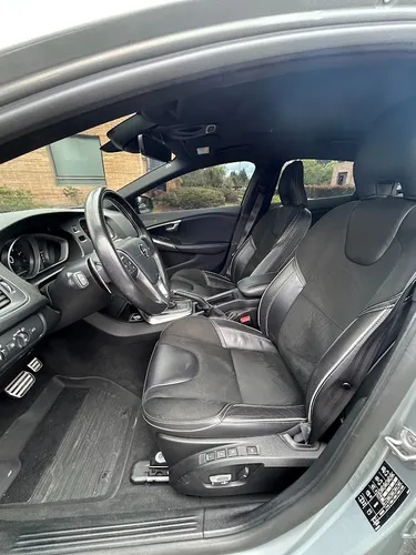 Volvo V40 2.0 T4 Drive-e R-design