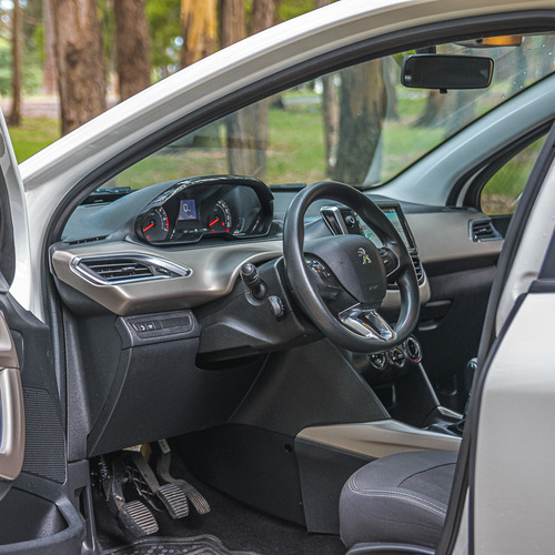 Peugeot 2008 1.6 Allure 2017
