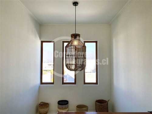 Casa En Venta De 4 Dorm. En Lo Barnechea