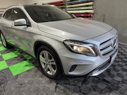Mercedes-Benz Clase GLA 1.6 Gla200 Urban 156cv