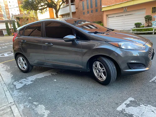 Ford Fiesta 1.6 Hatchback