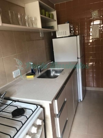 Imagen 7 de 8 de Vendo Departamento En Pinamar Constitución Y Robinson Crusoe